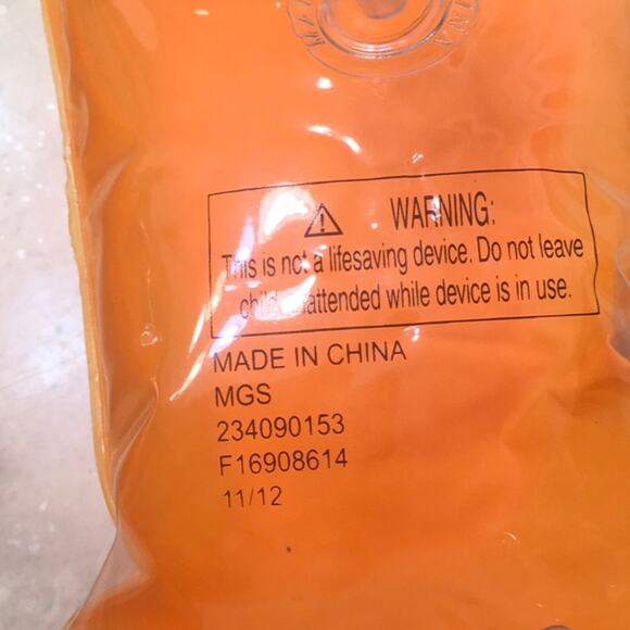 Pair of Generic Child Arm Bands Floats - Picture 3 of 5